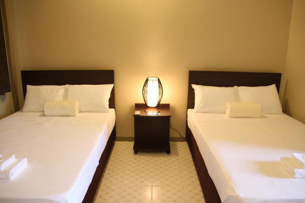 Dw Motel Корор Номер фото
